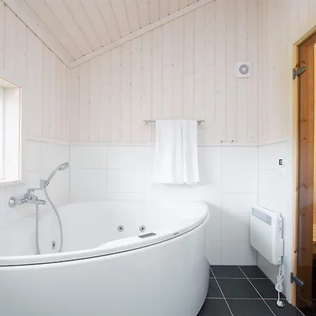 Danish Design Base, In-home Sauna * Großenbrode